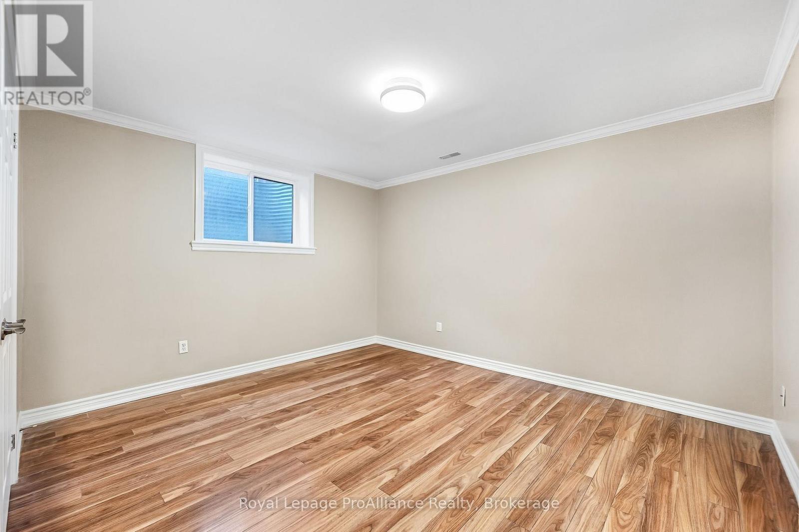 14 George Street Property Photo 28