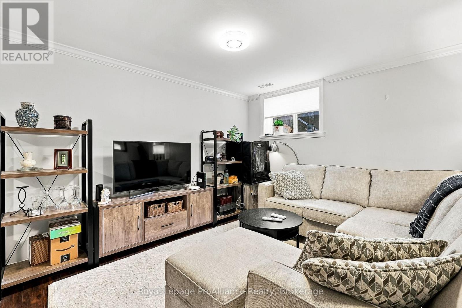 14 George Street Property Photo 34