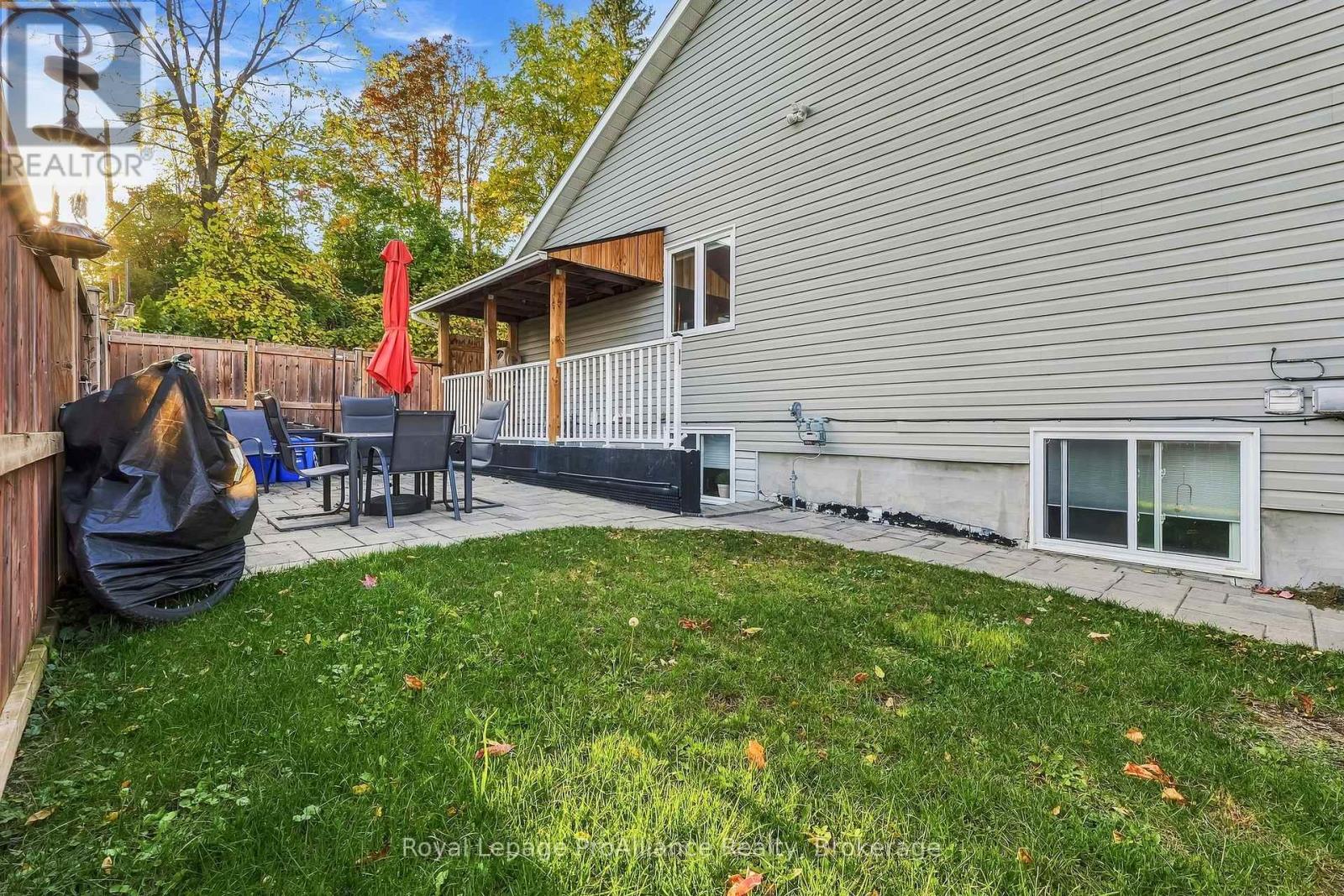 14 George Street Property Photo 45
