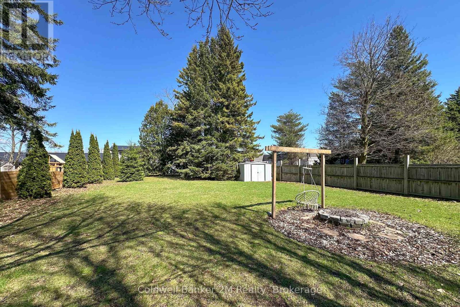 812 Burnham Street Property Photo 3