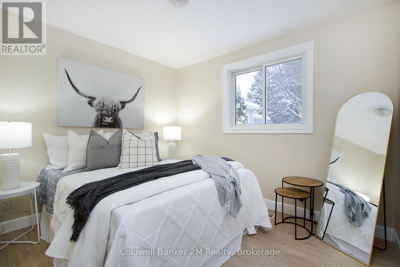 812 Burnham Street Property Photo 20