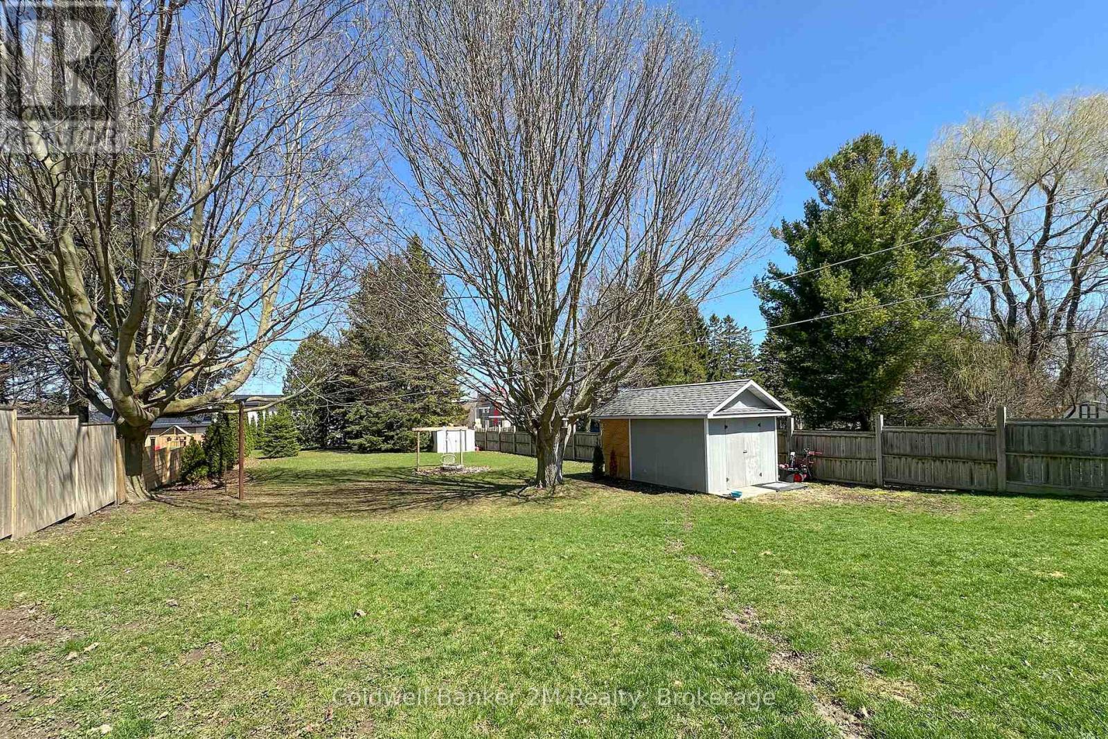 812 Burnham Street Property Photo 38