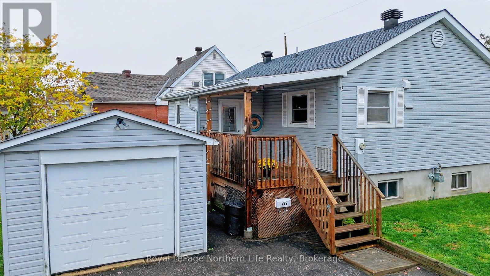 483 Aberdeen Avenue Property Photo 4