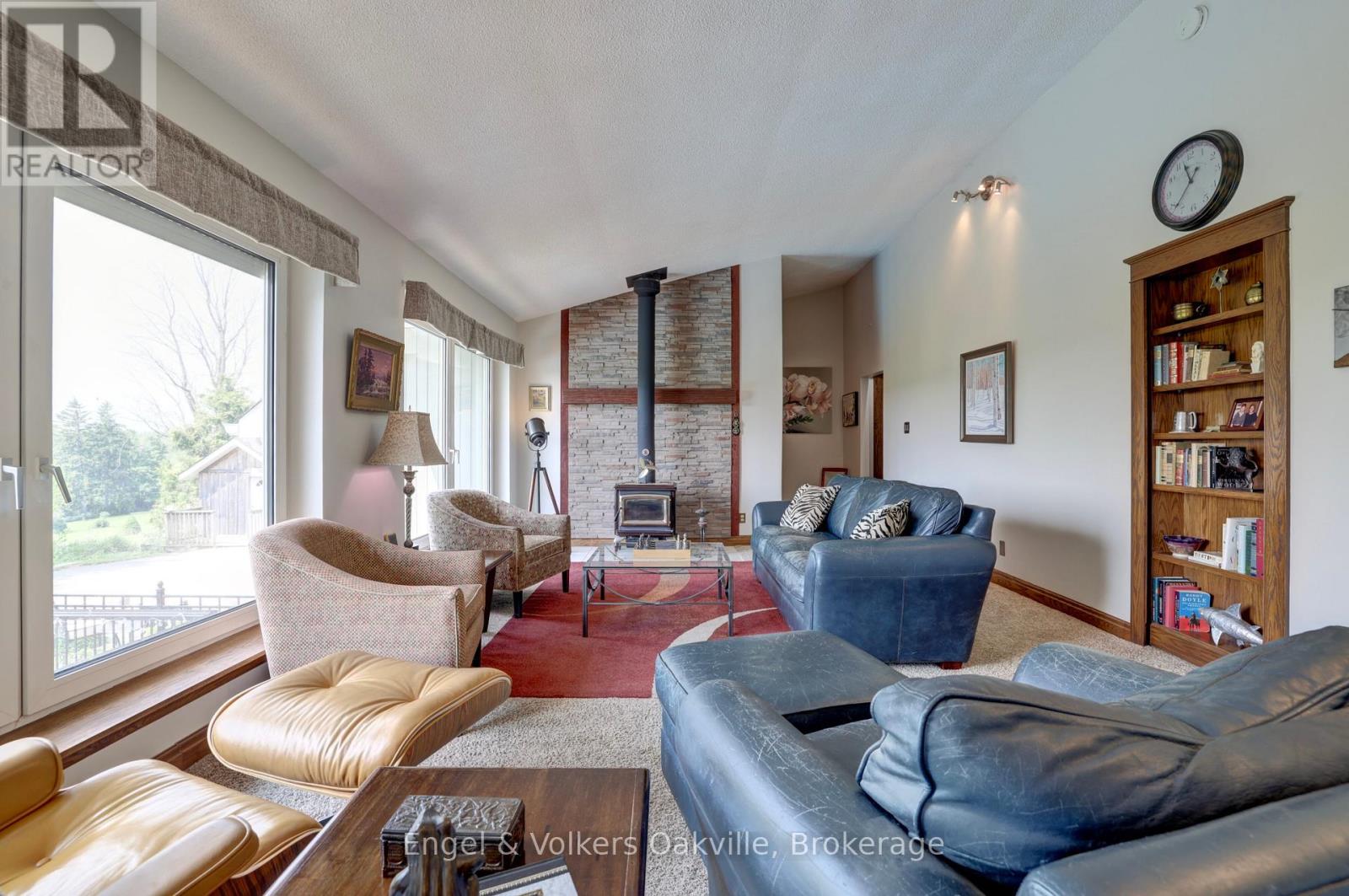 330 Mountsberg Road Property Photo 8