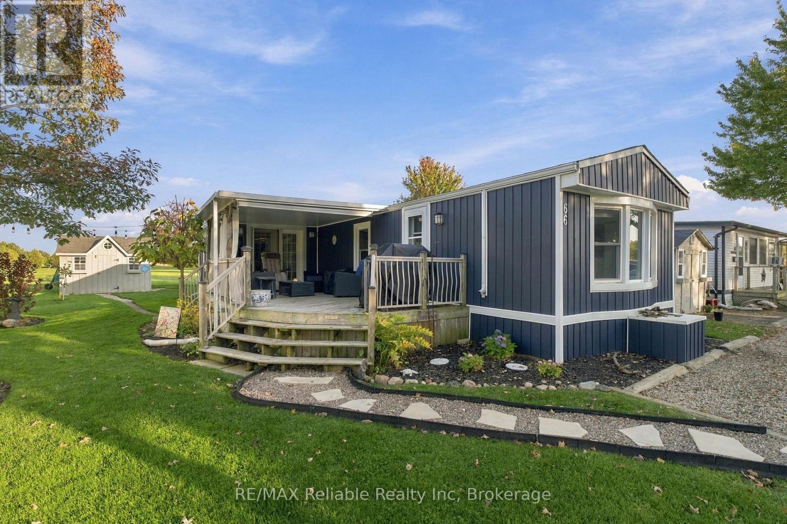 66 Leisure Way Property Photo 4