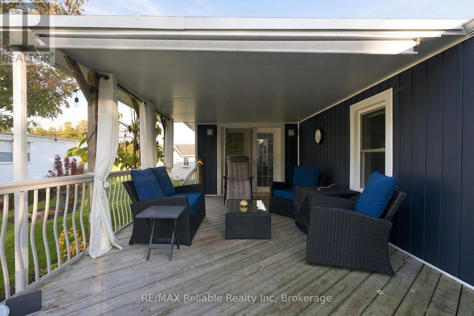 66 Leisure Way Property Photo 6