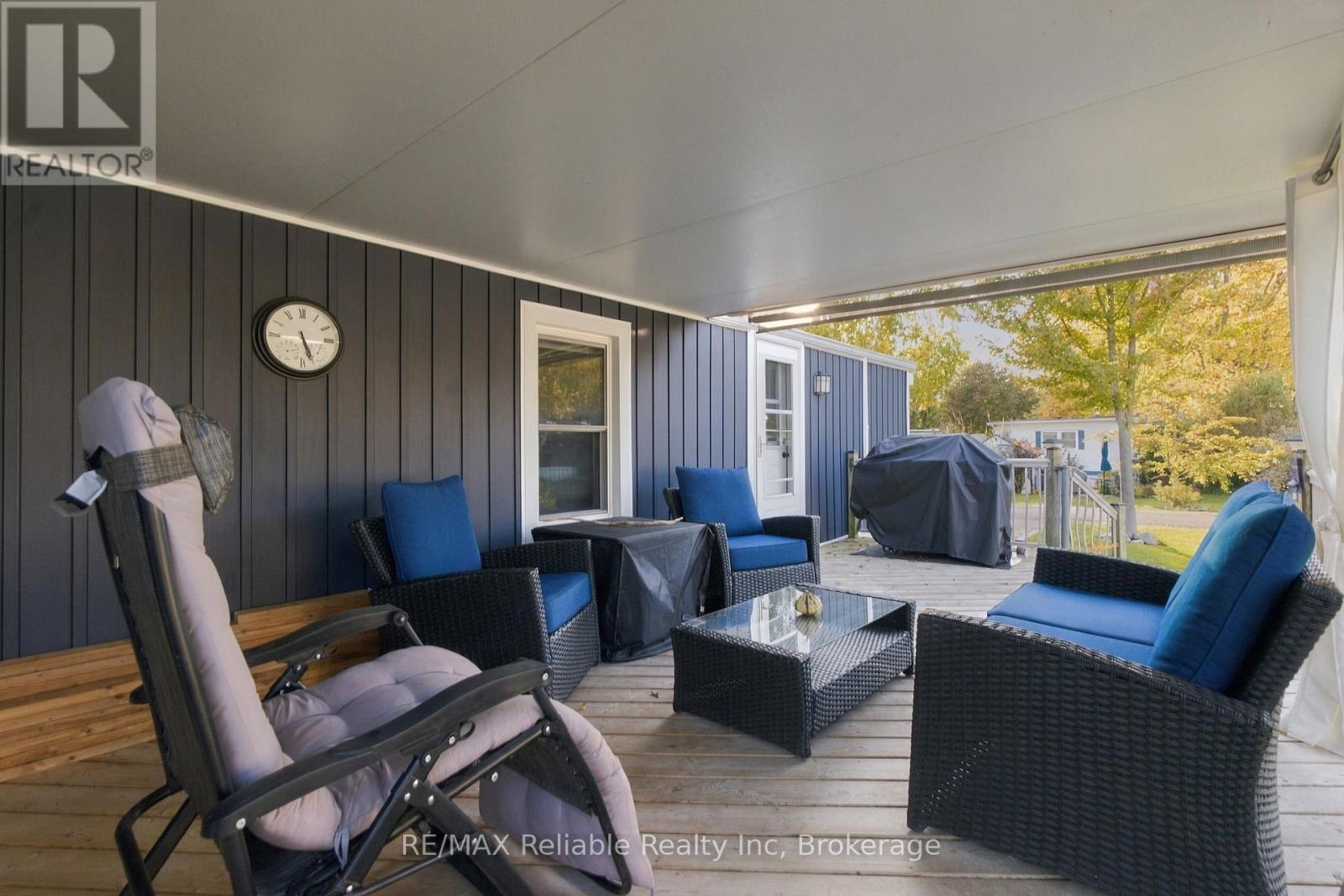 66 Leisure Way Property Photo 7