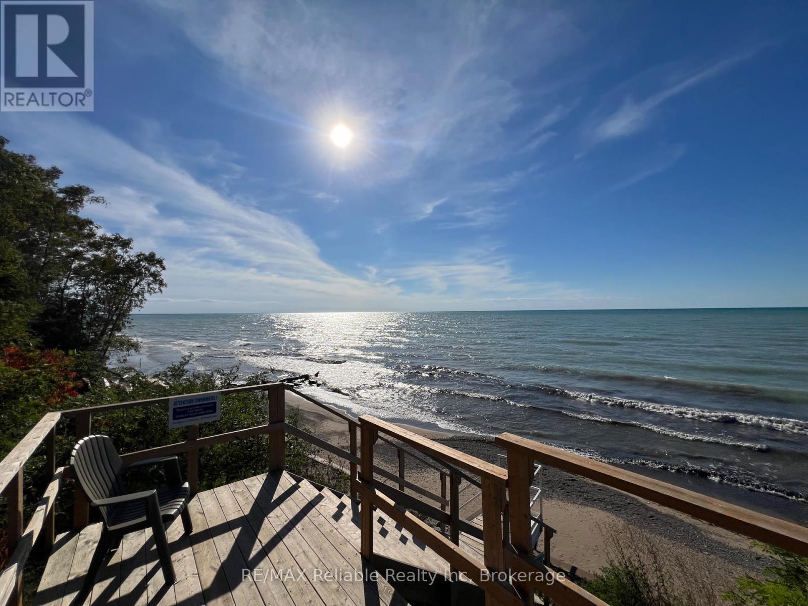66 Leisure Way Property Photo 13