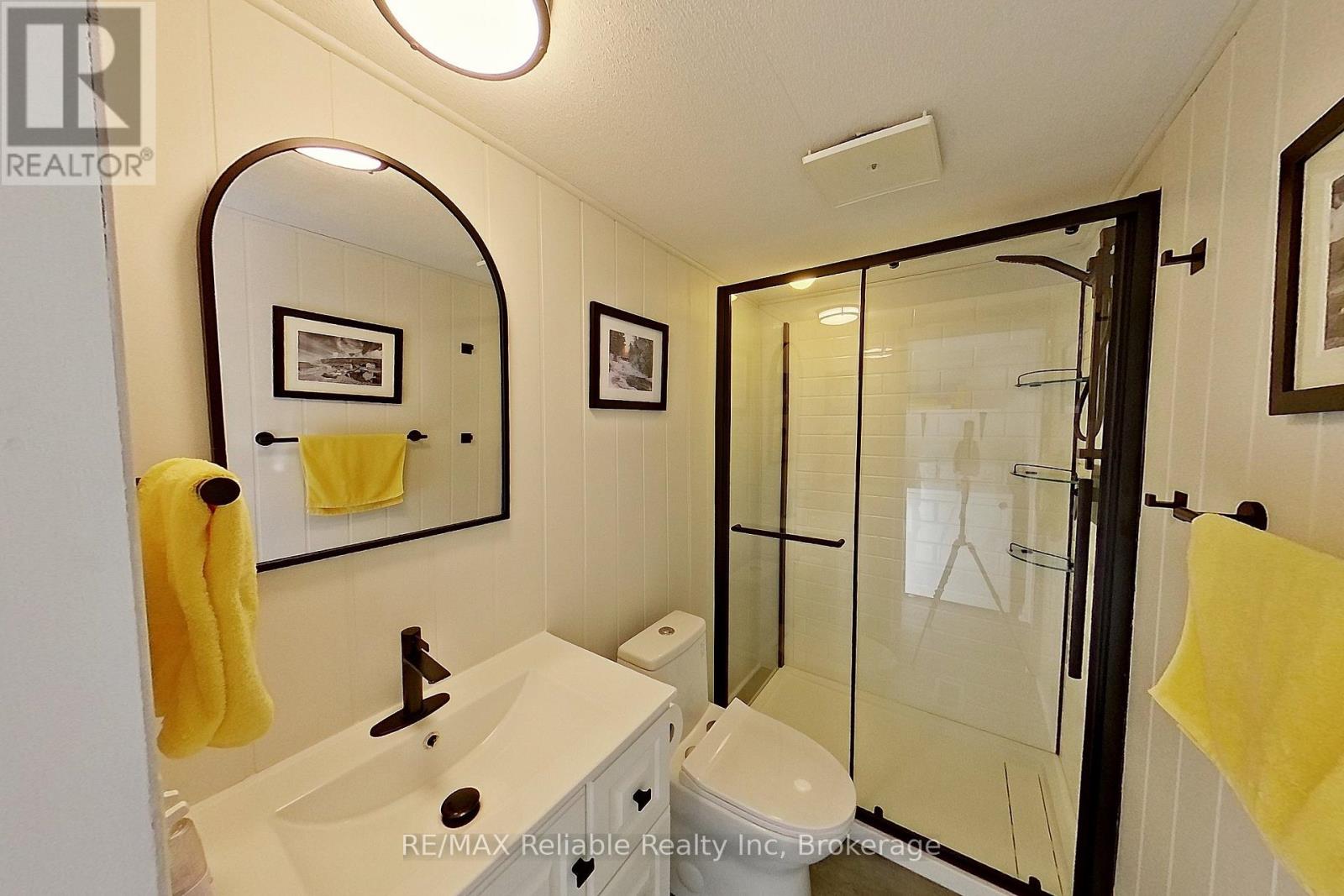 66 Leisure Way Property Photo 21