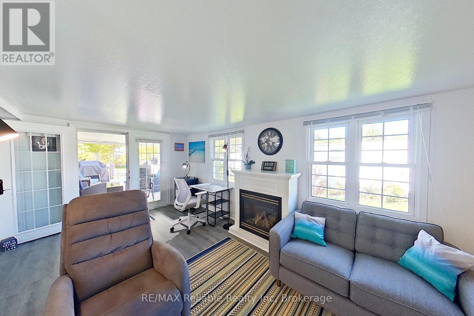 66 Leisure Way Property Photo 33