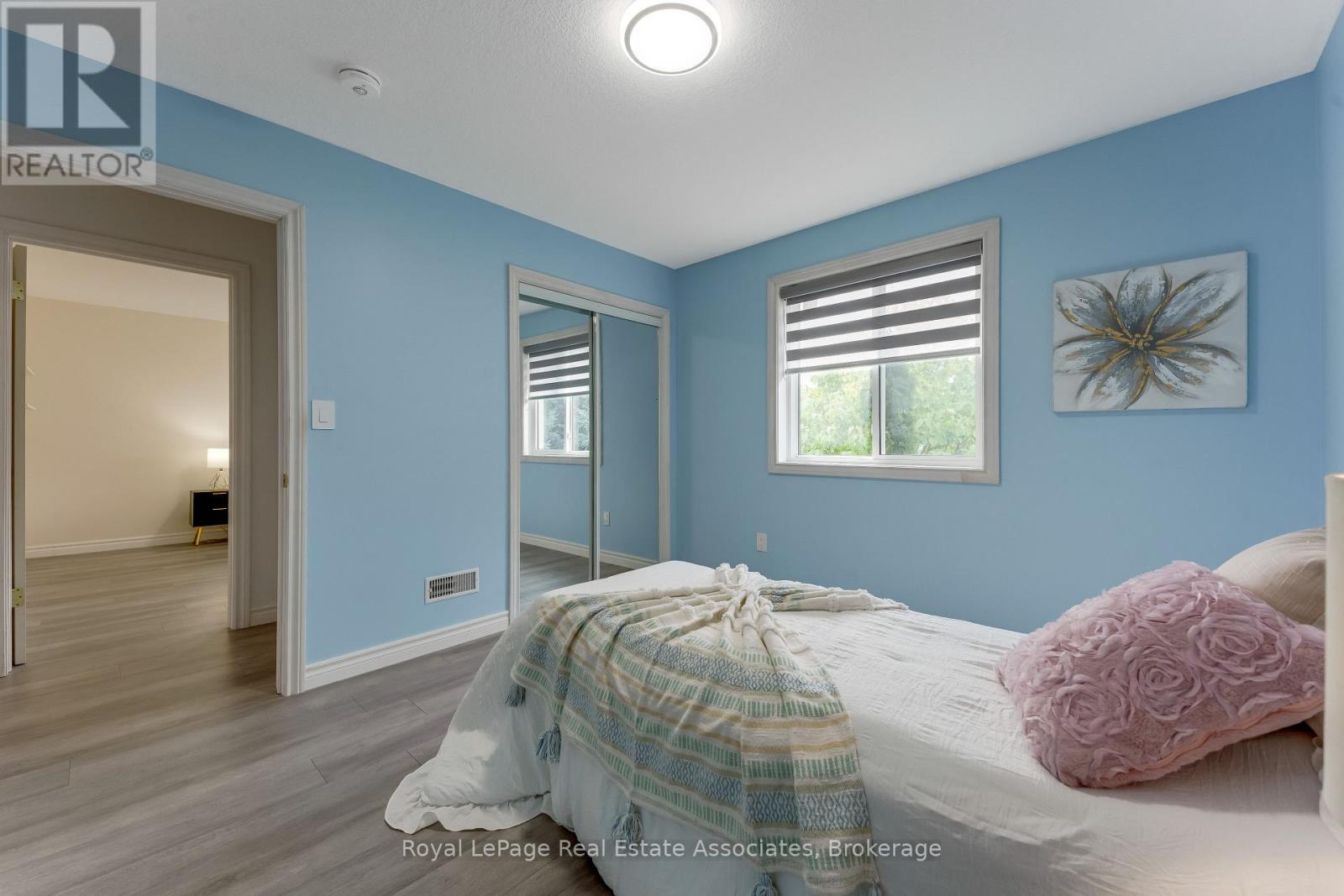 406 Sandy Cove Crescent Property Photo 16
