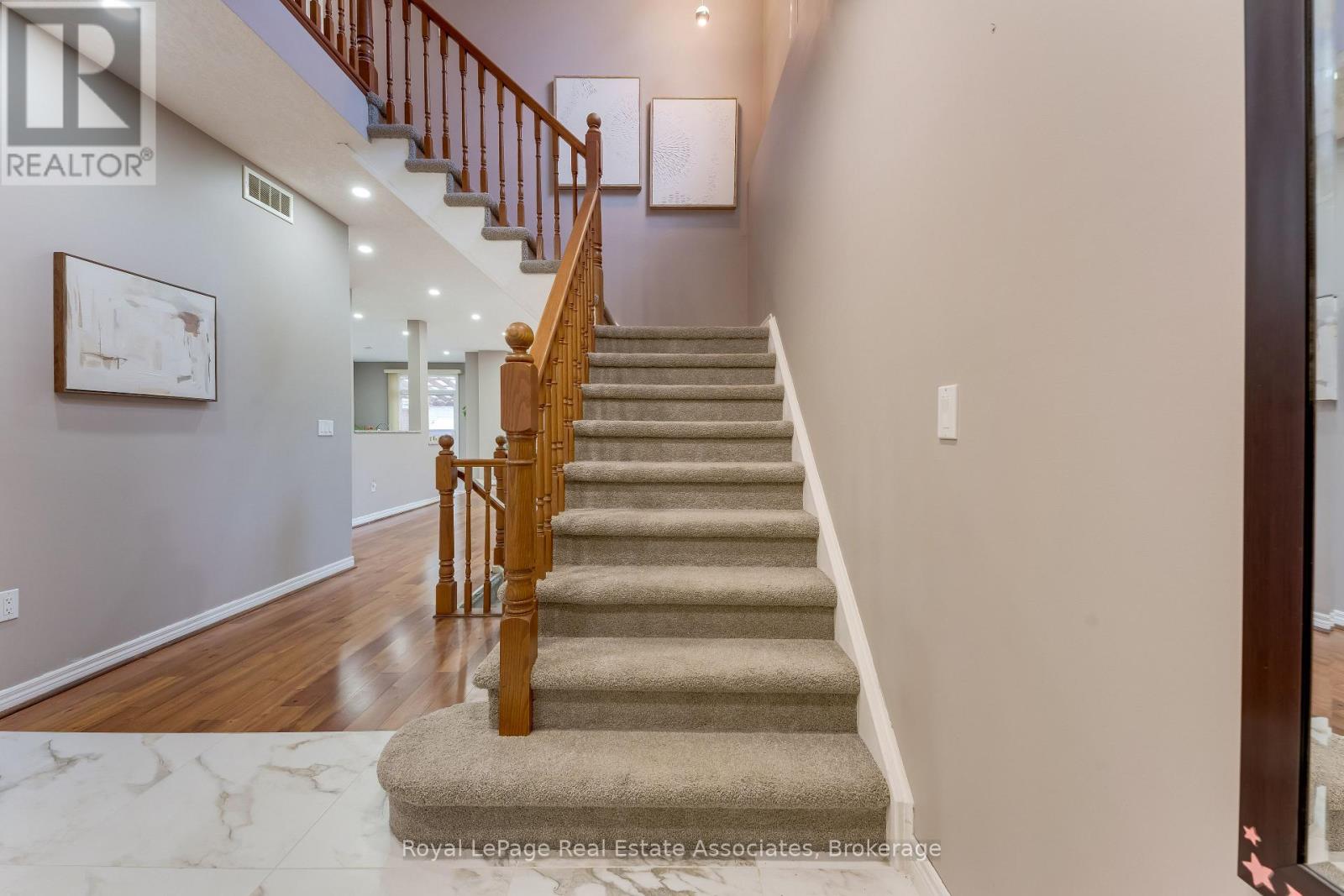 406 Sandy Cove Crescent Property Photo 18