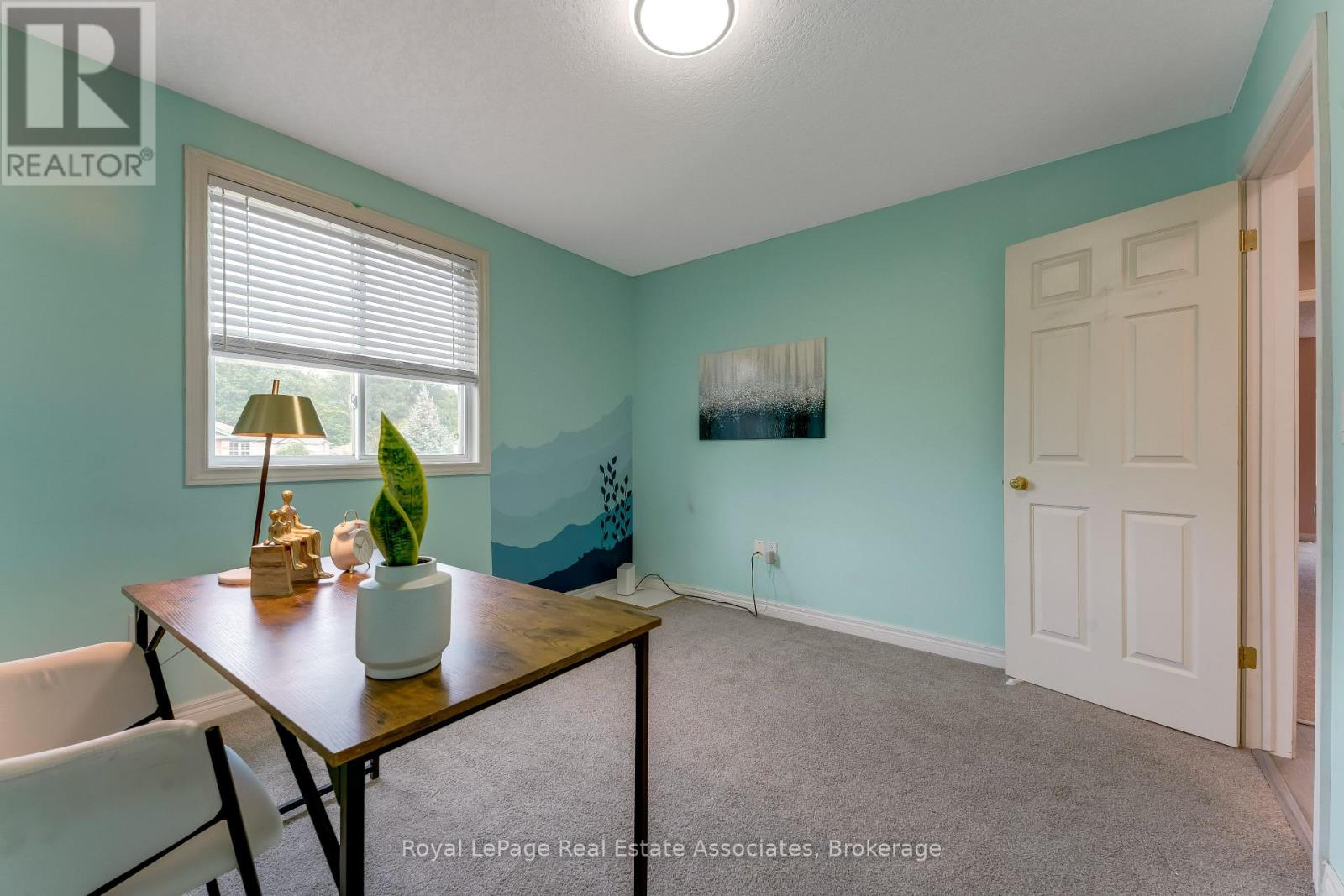 406 Sandy Cove Crescent Property Photo 23