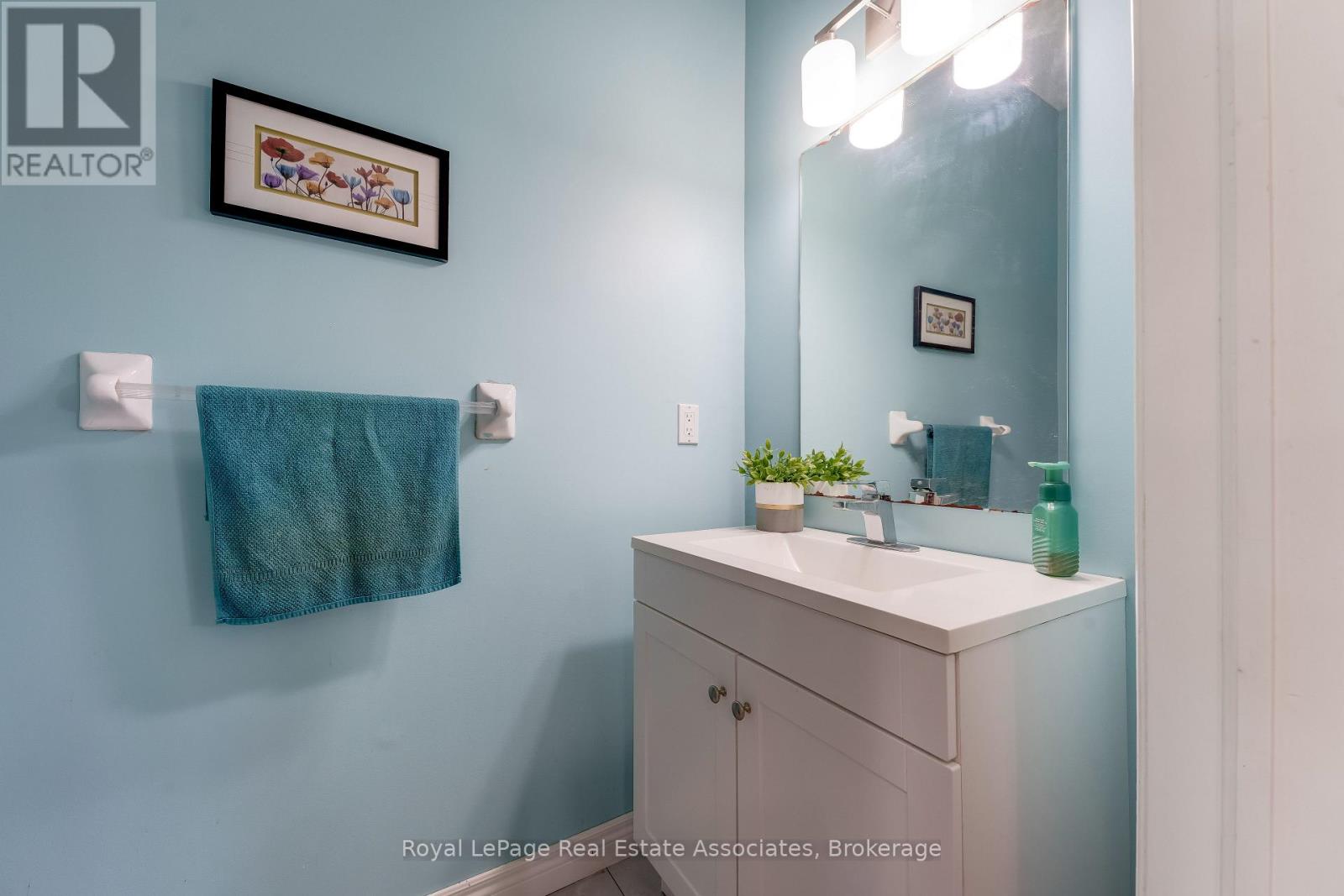 406 Sandy Cove Crescent Property Photo 28