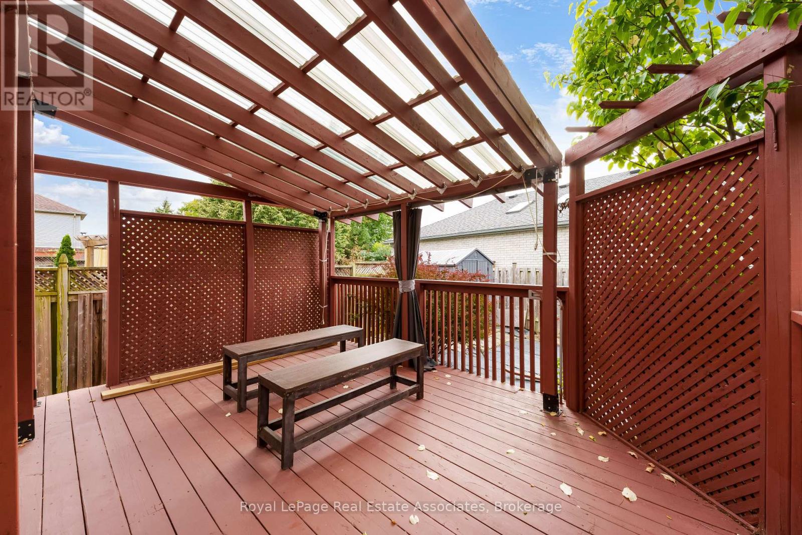 406 Sandy Cove Crescent Property Photo 35
