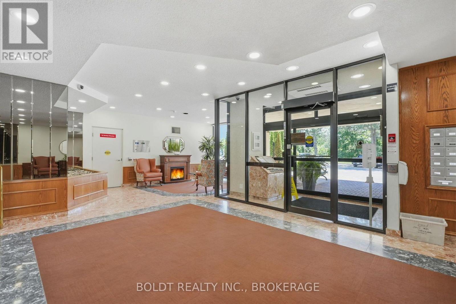 505 - 3 Towering Heights Boulevard Property Photo 5