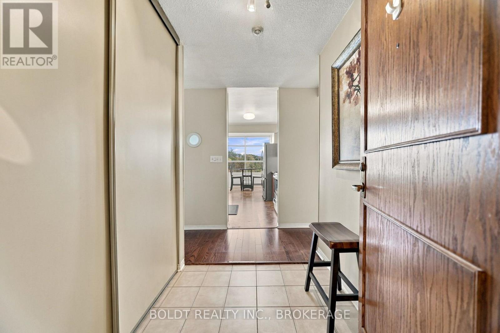 505 - 3 Towering Heights Boulevard Property Photo 9