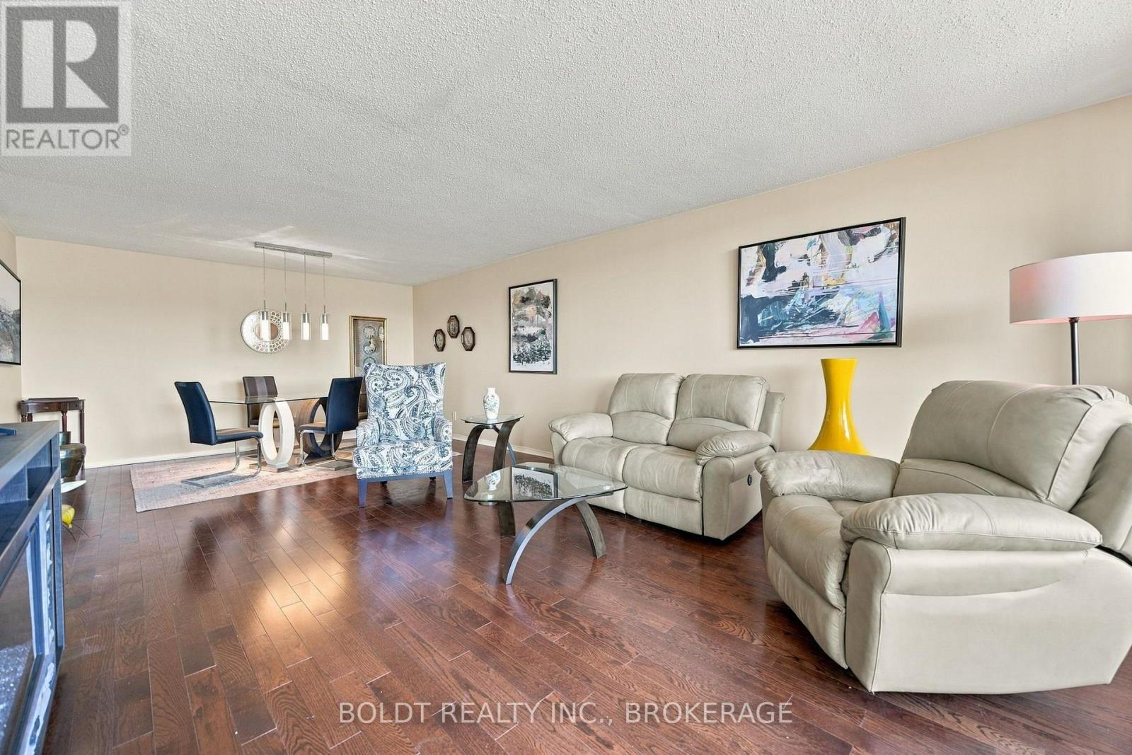 505 - 3 Towering Heights Boulevard Property Photo 14