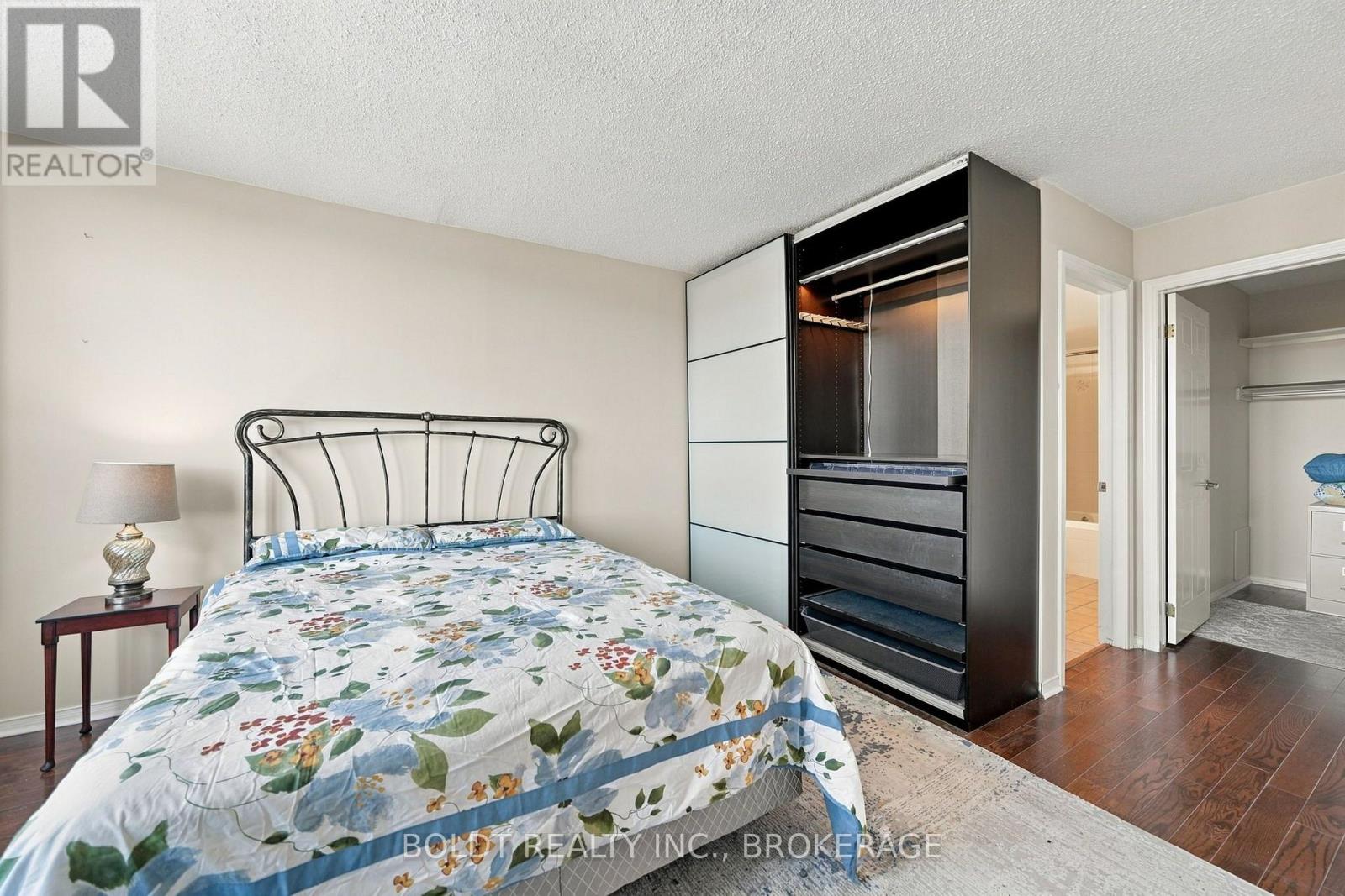 505 - 3 Towering Heights Boulevard Property Photo 24