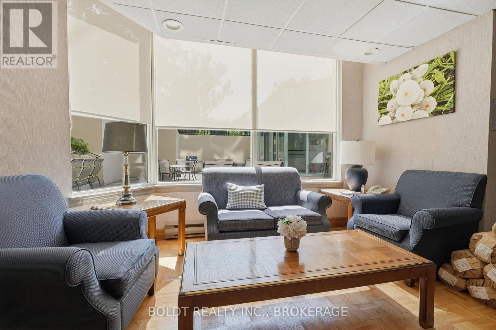 505 - 3 Towering Heights Boulevard Property Photo 44