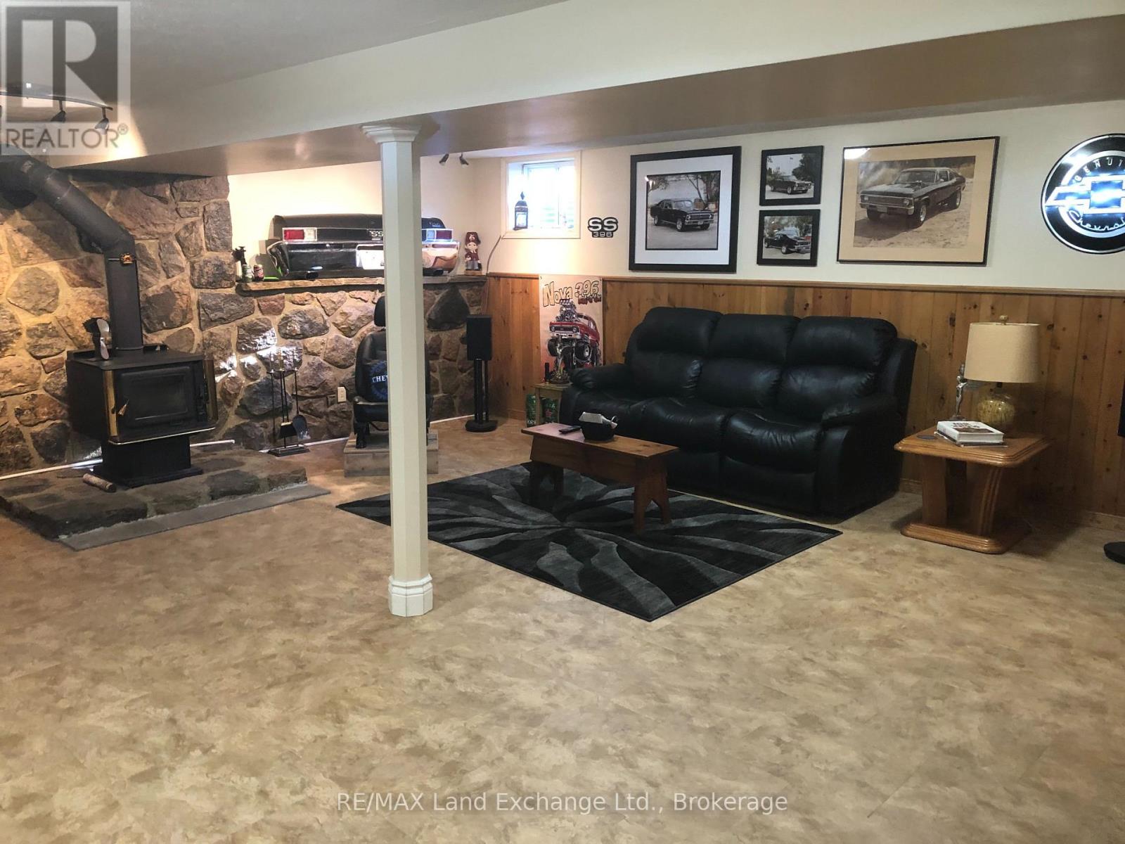 1073 8 Concession Property Photo 19