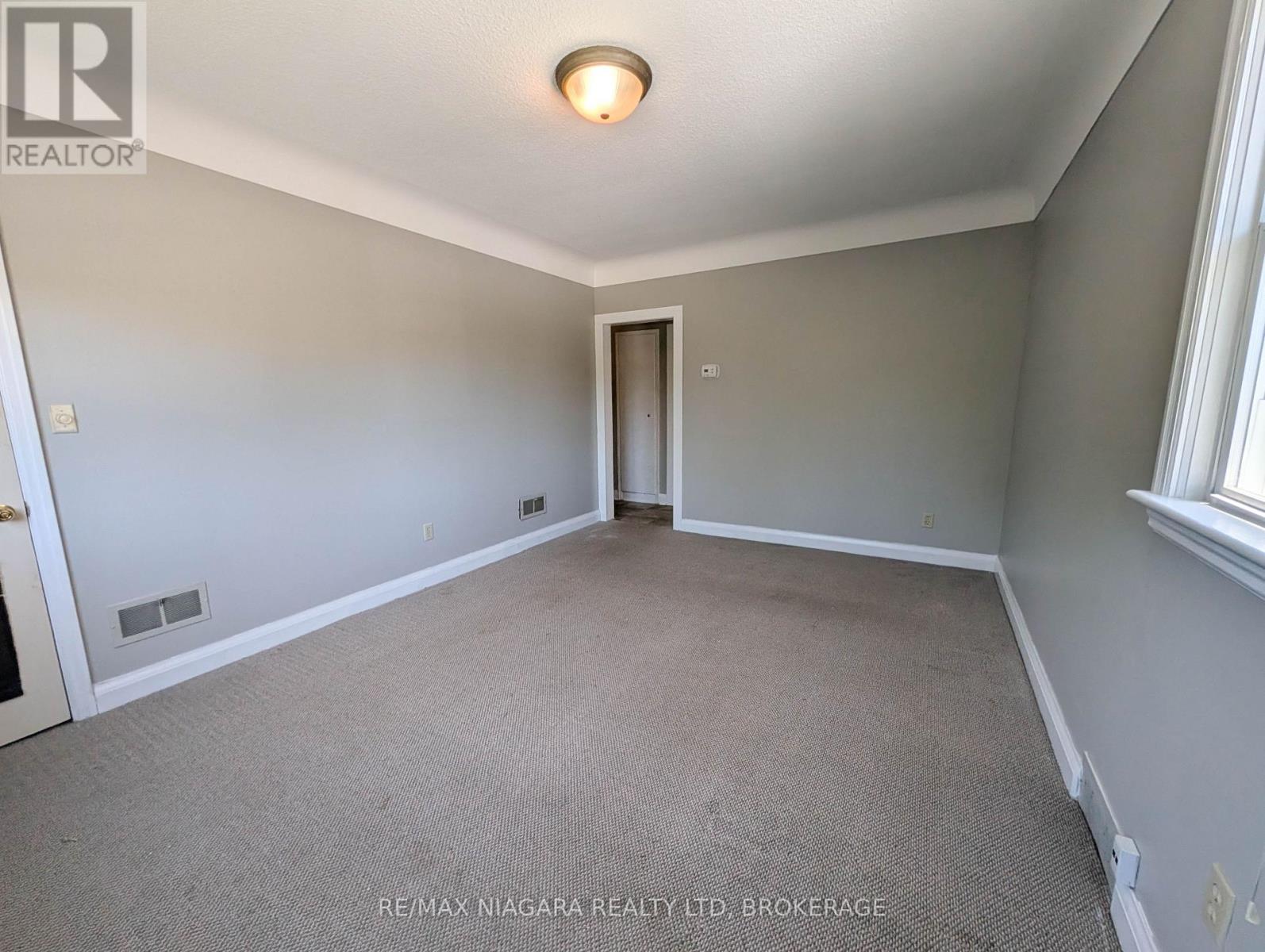 106 Haig Street Property Photo 7