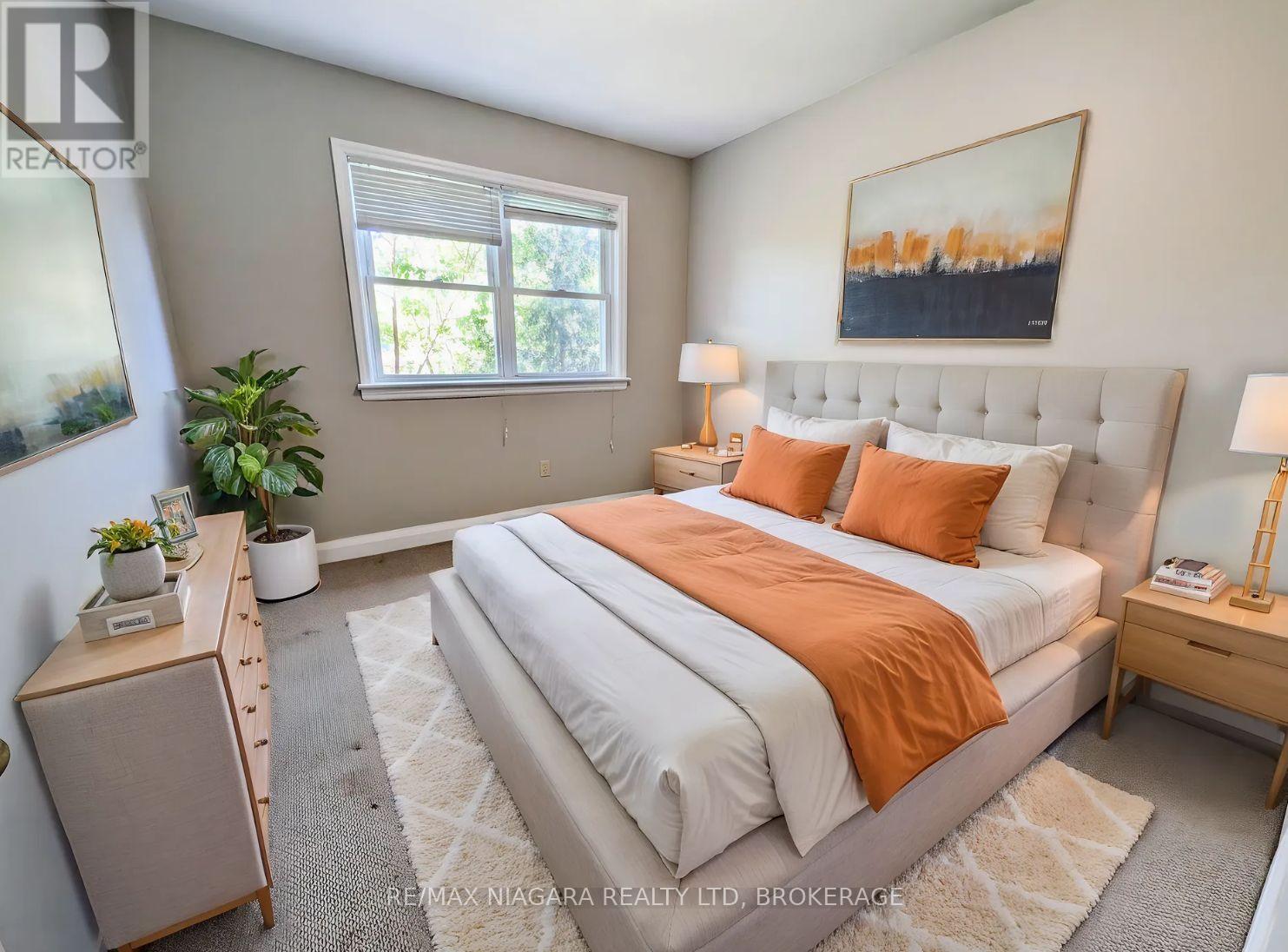 106 Haig Street Property Photo 8