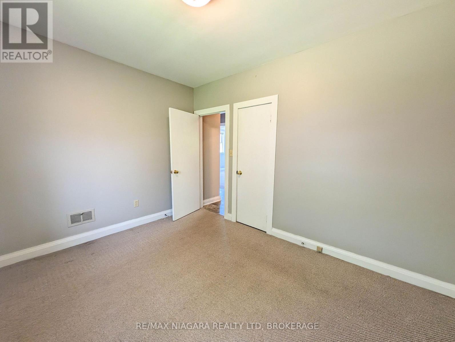 106 Haig Street Property Photo 13