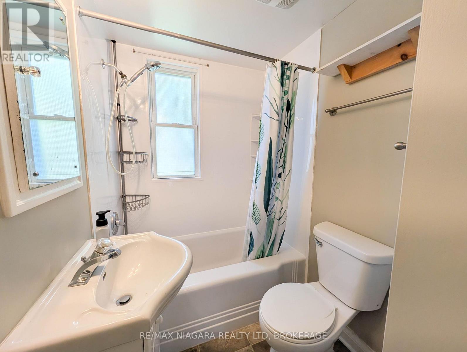106 Haig Street Property Photo 14