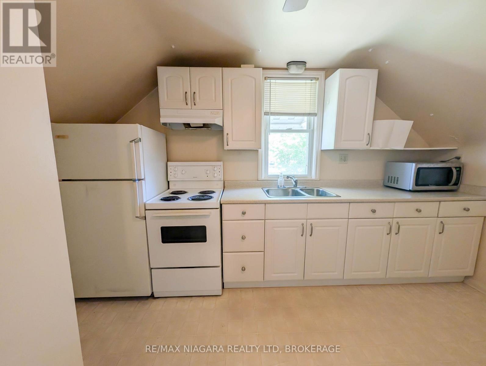 106 Haig Street Property Photo 15
