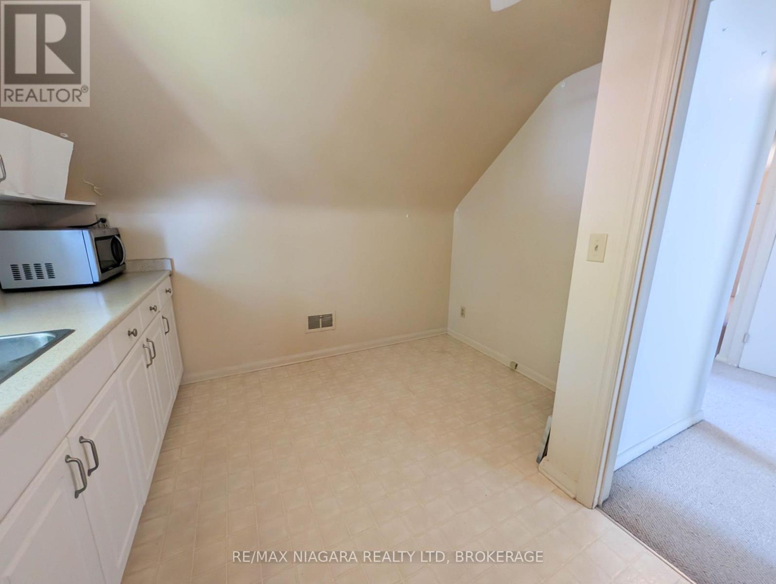 106 Haig Street Property Photo 17