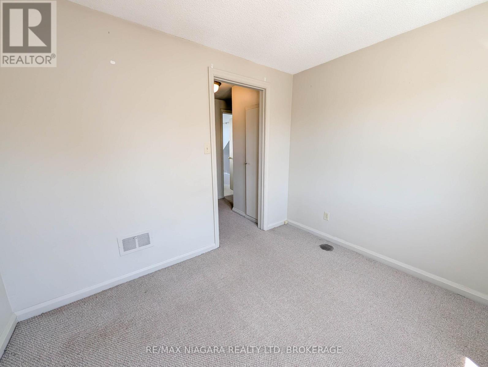 106 Haig Street Property Photo 19