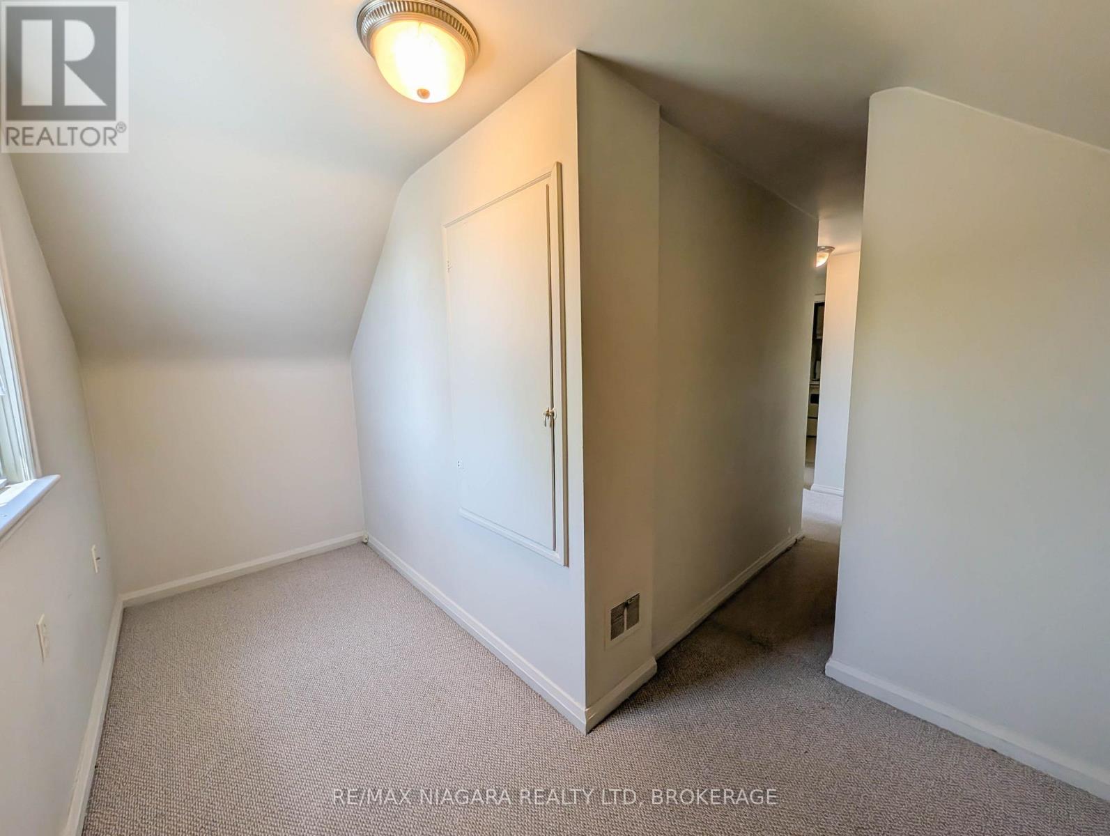 106 Haig Street Property Photo 23