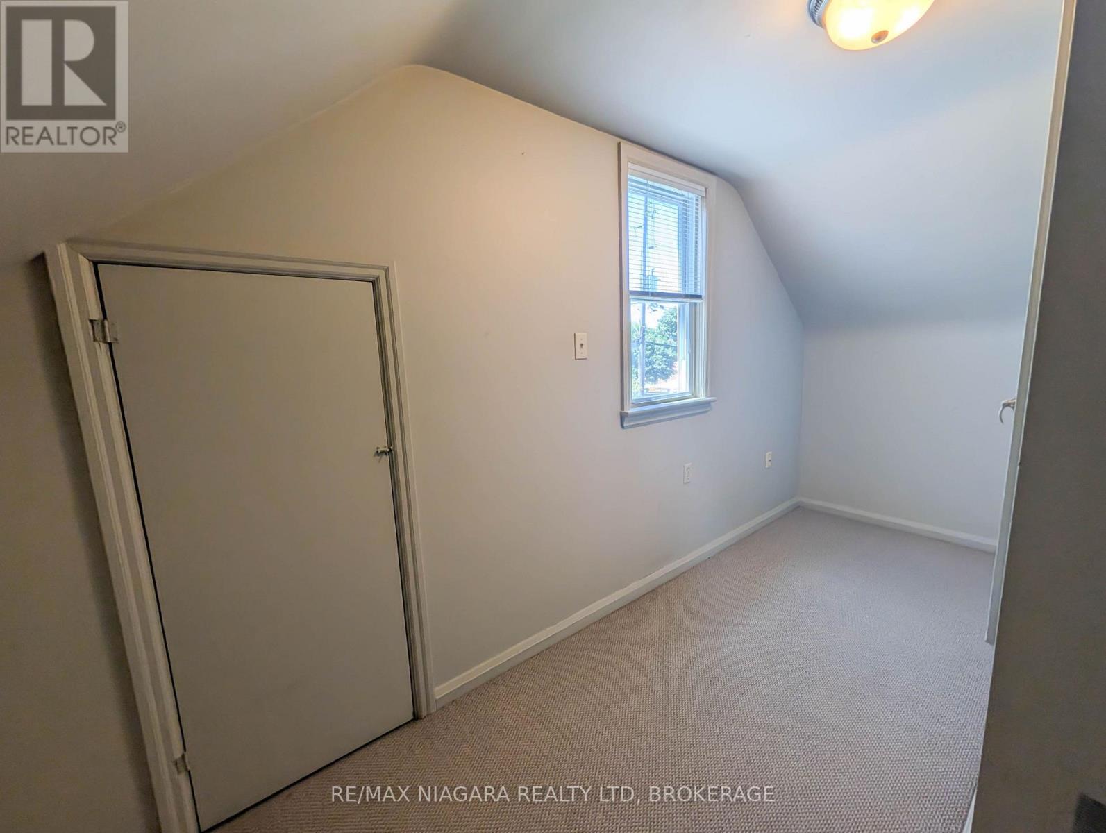 106 Haig Street Property Photo 24