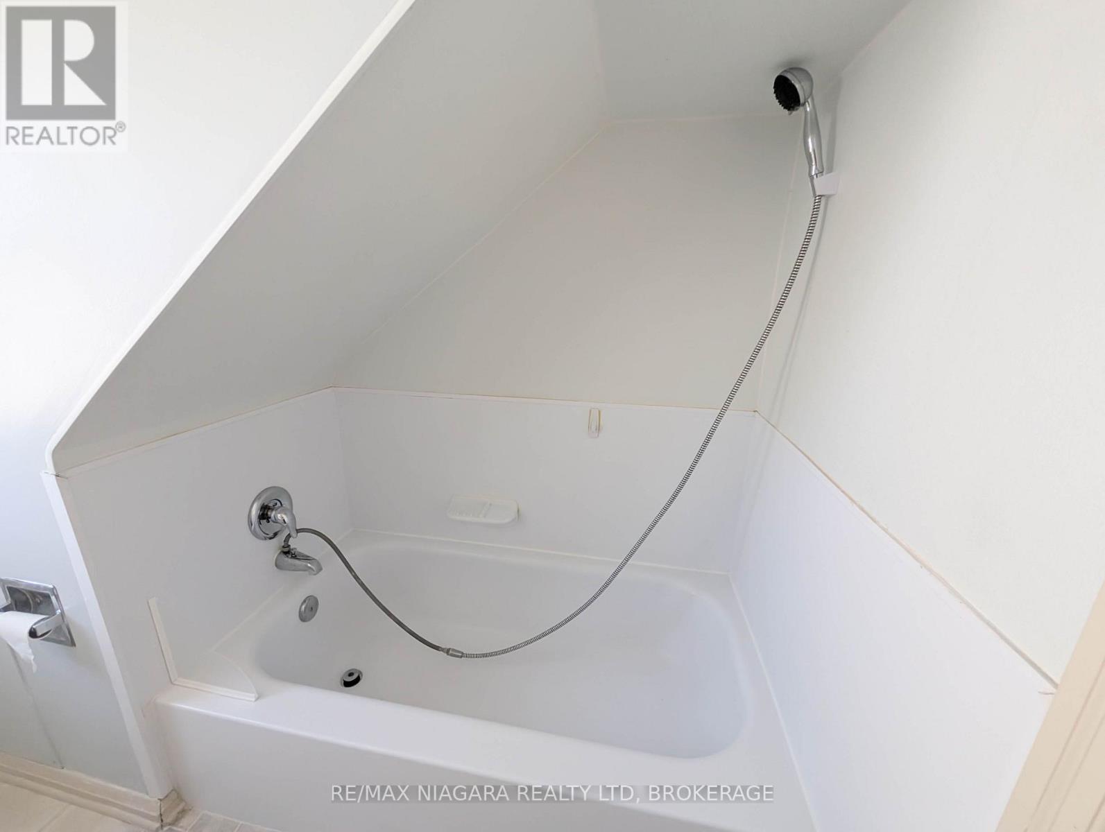 106 Haig Street Property Photo 26