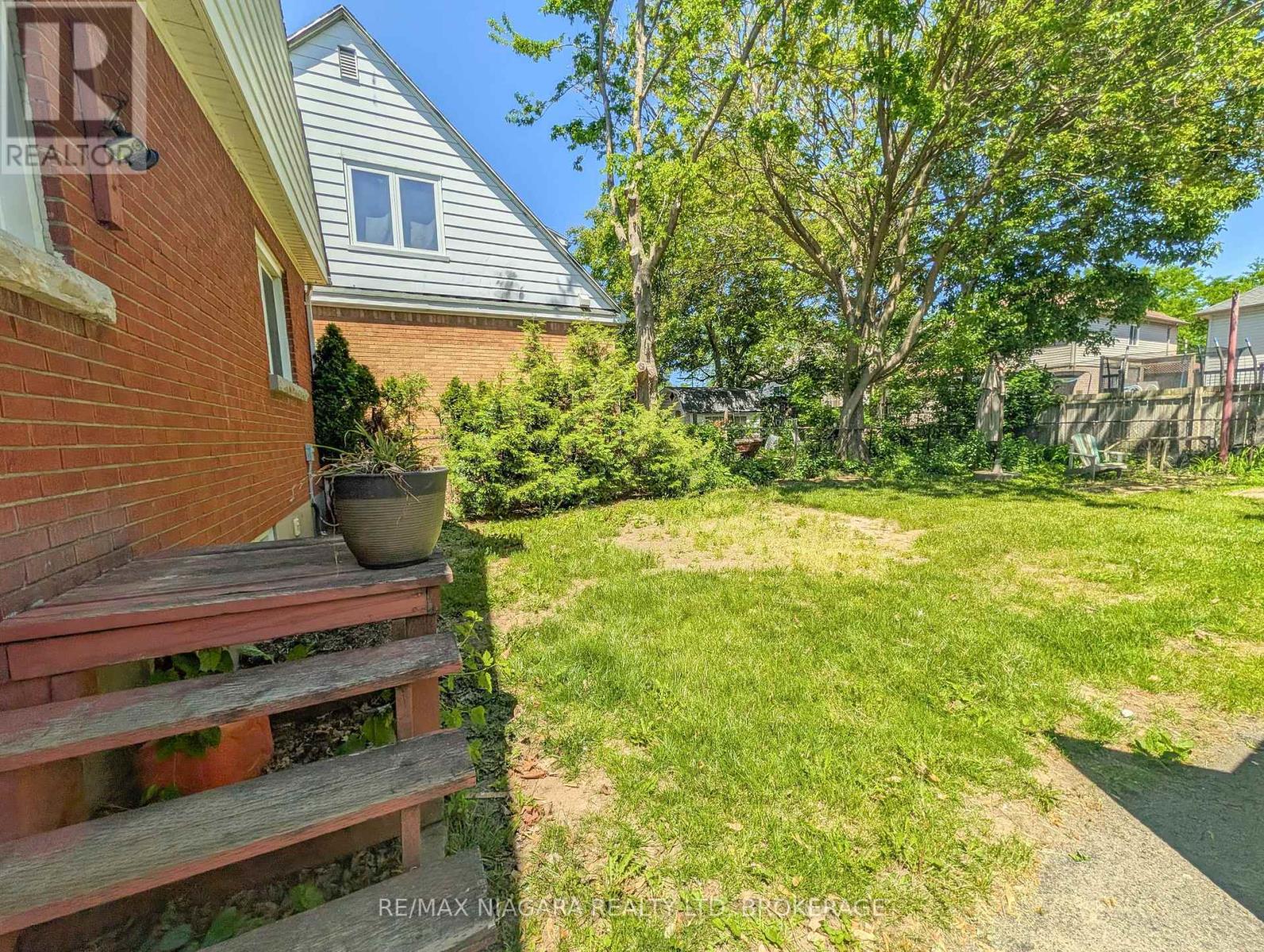 106 Haig Street Property Photo 27