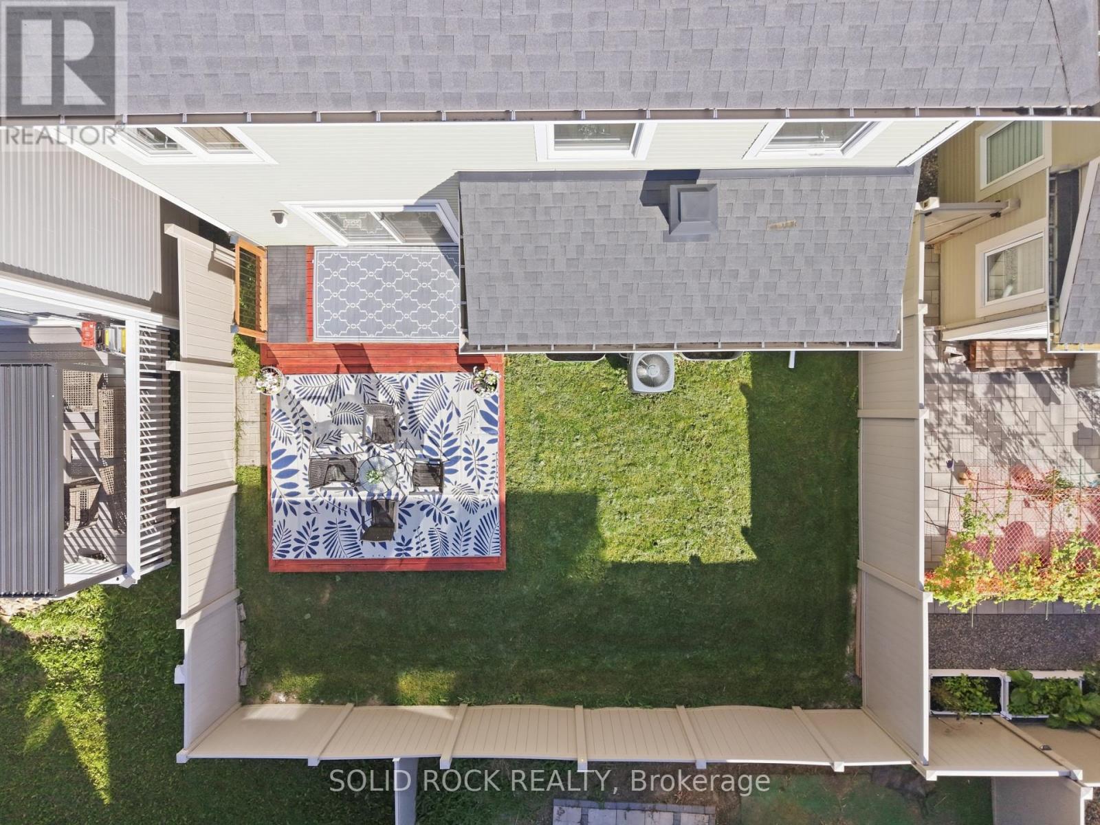 55 Solaris Drive Property Photo 28