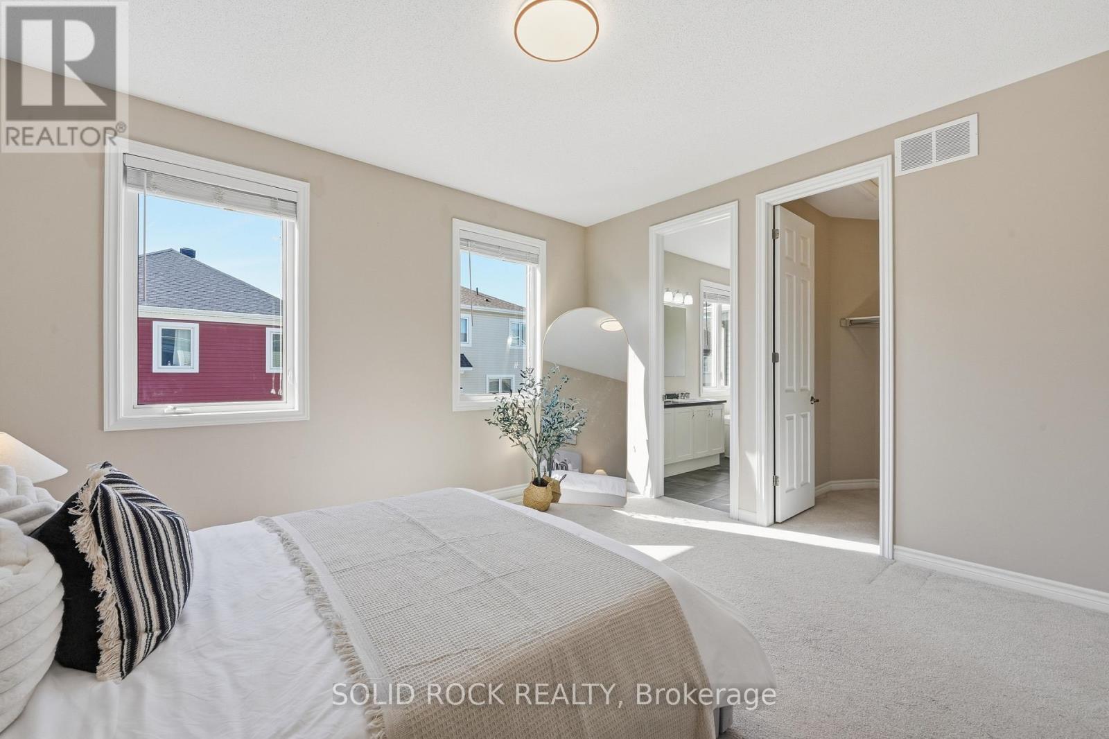 55 Solaris Drive Property Photo 31