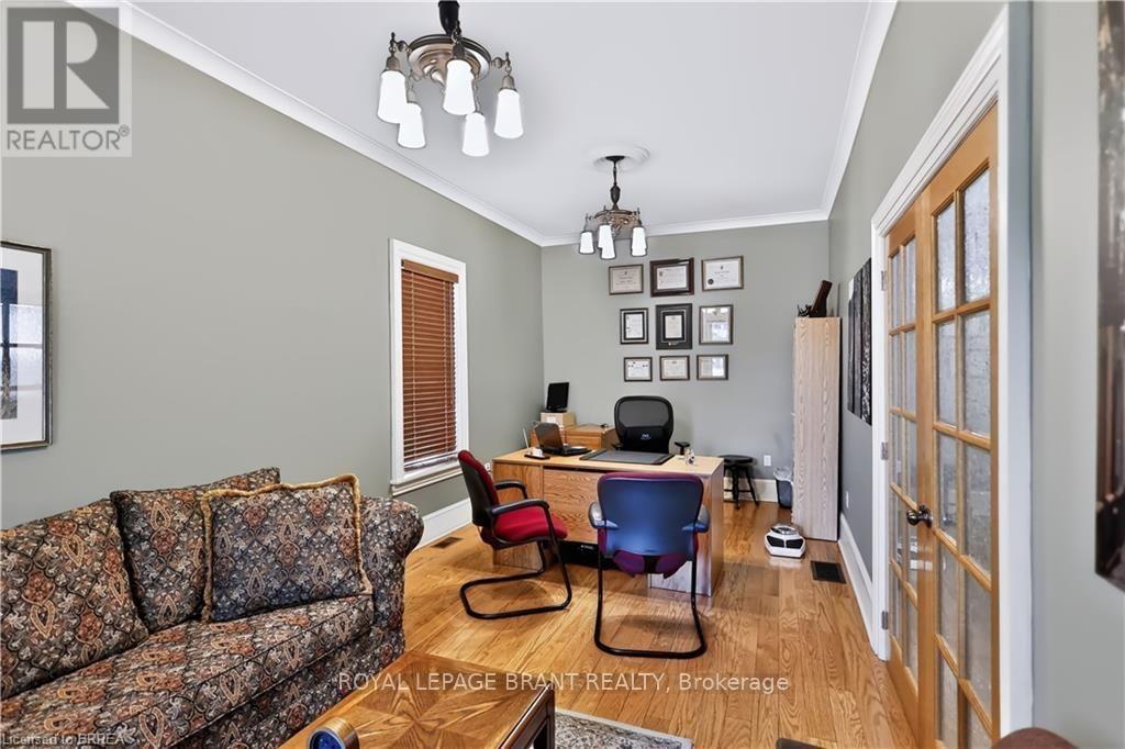 241 Brant Avenue Property Photo 5