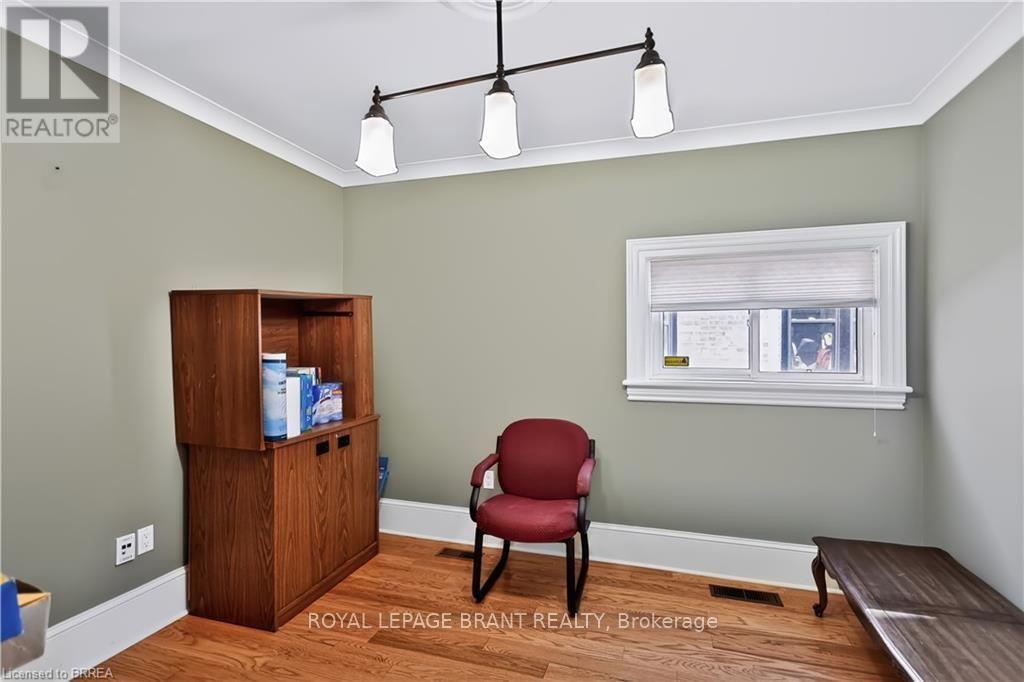 241 Brant Avenue Property Photo 7
