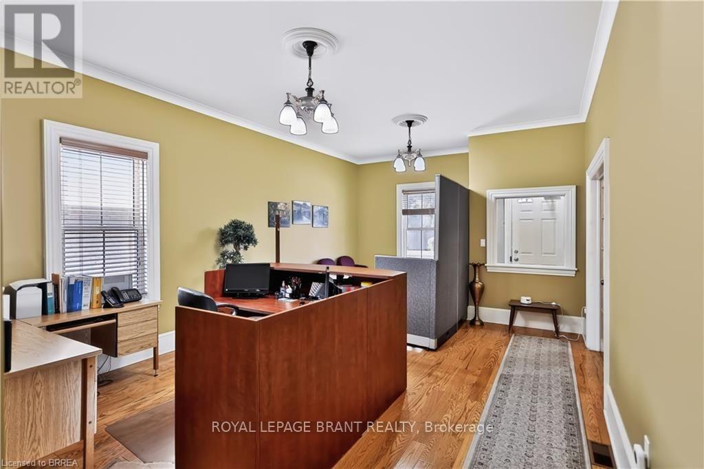 241 Brant Avenue Property Photo 16