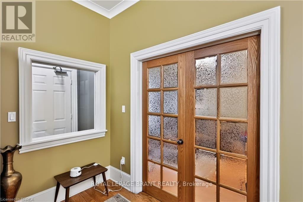 241 Brant Avenue Property Photo 17