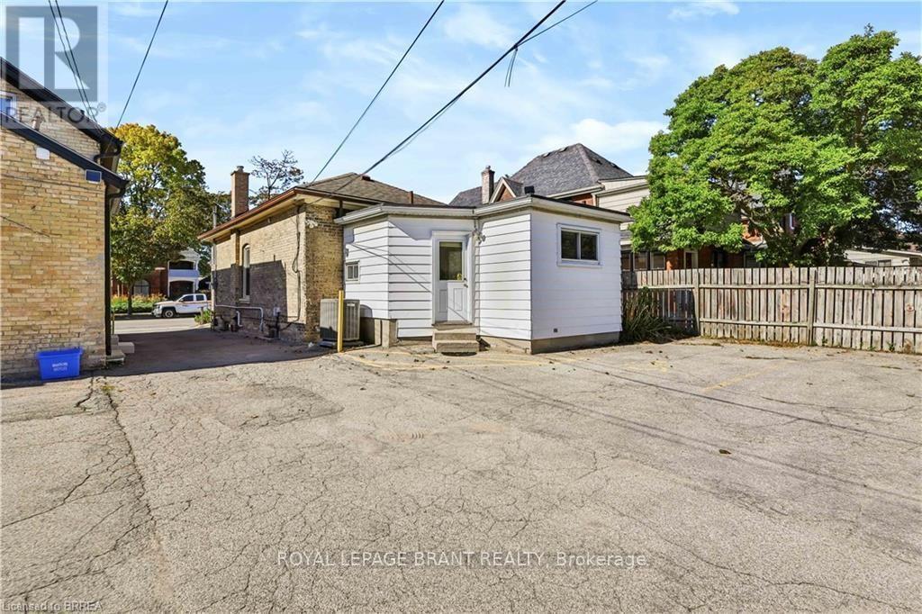 241 Brant Avenue Property Photo 27