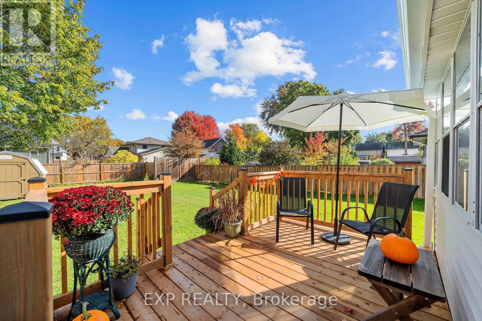 264 Douglas Street Property Photo 9