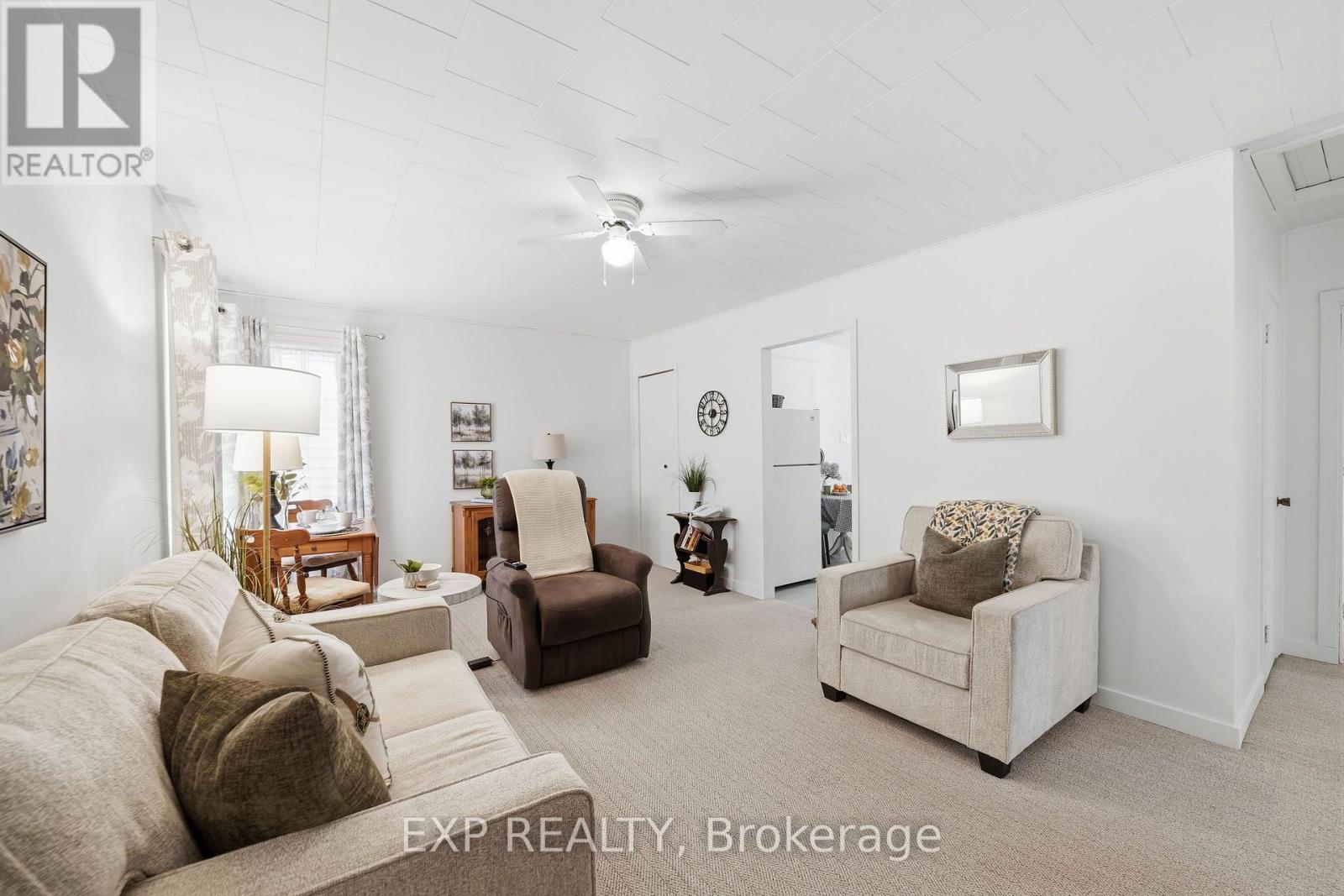 264 Douglas Street Property Photo 15