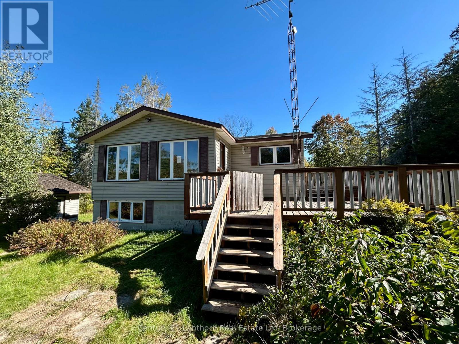 67 Rockhaven Crescent Property Photo 3