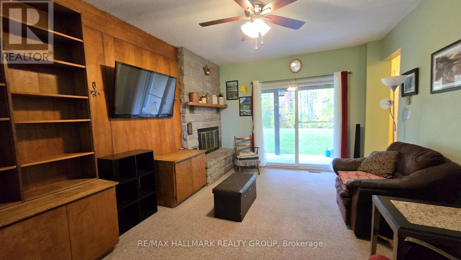 860 Munro Drive Property Photo 13