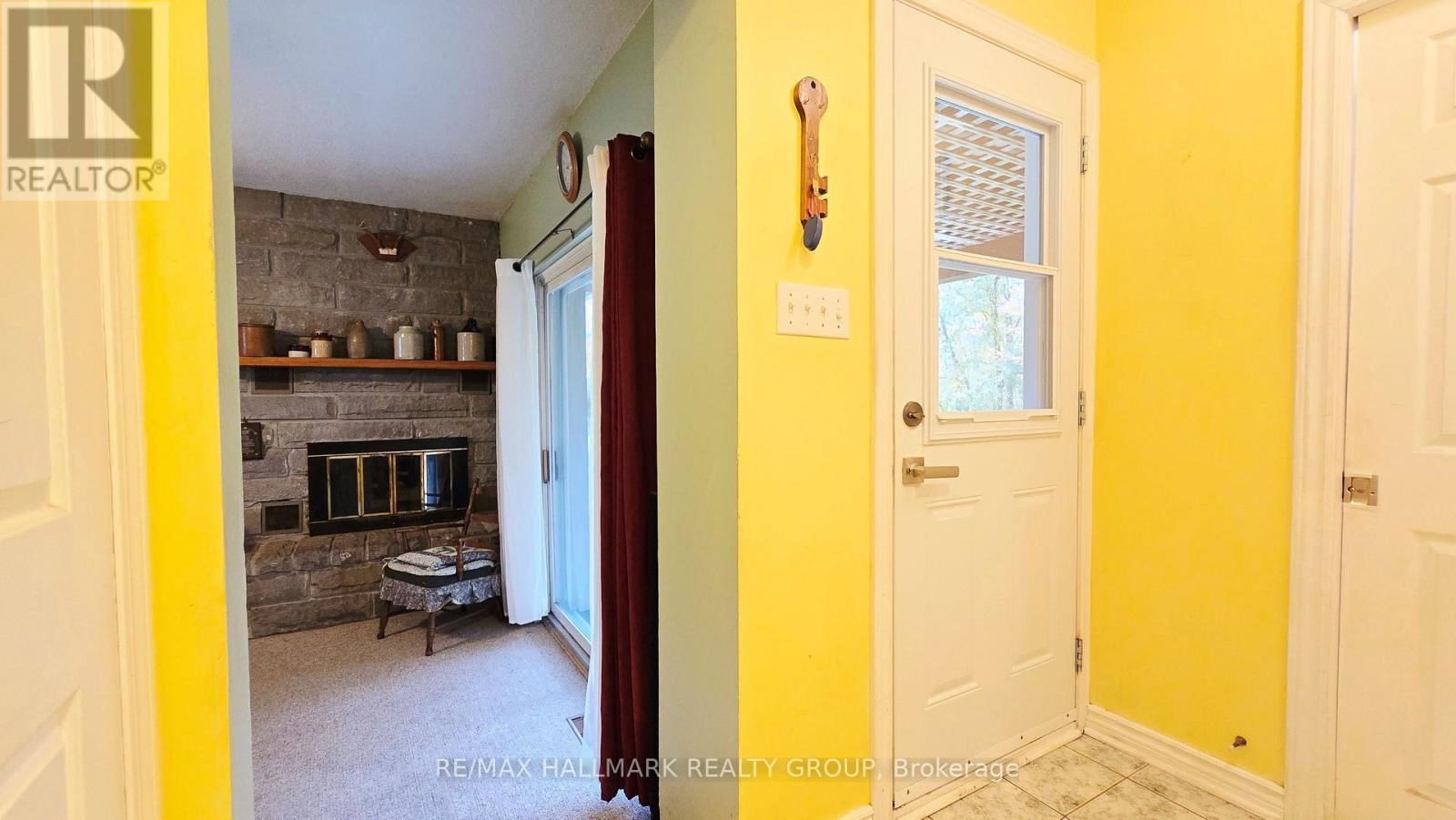 860 Munro Drive Property Photo 15