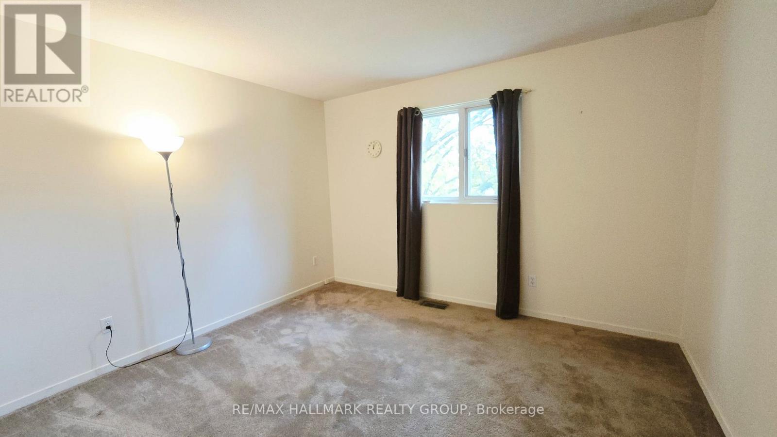 860 Munro Drive Property Photo 27