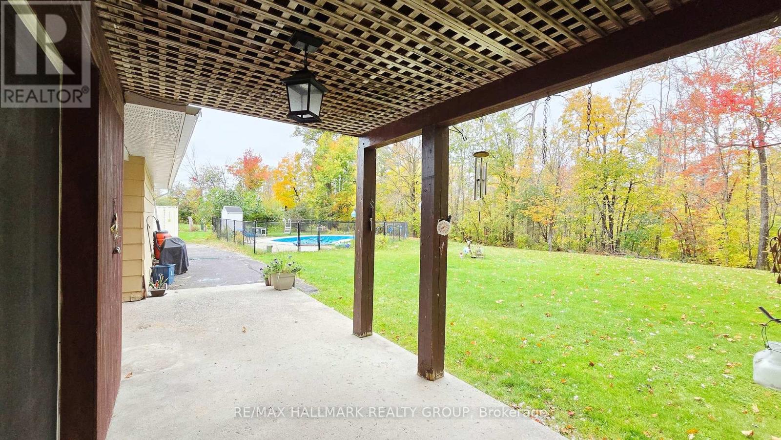 860 Munro Drive Property Photo 39